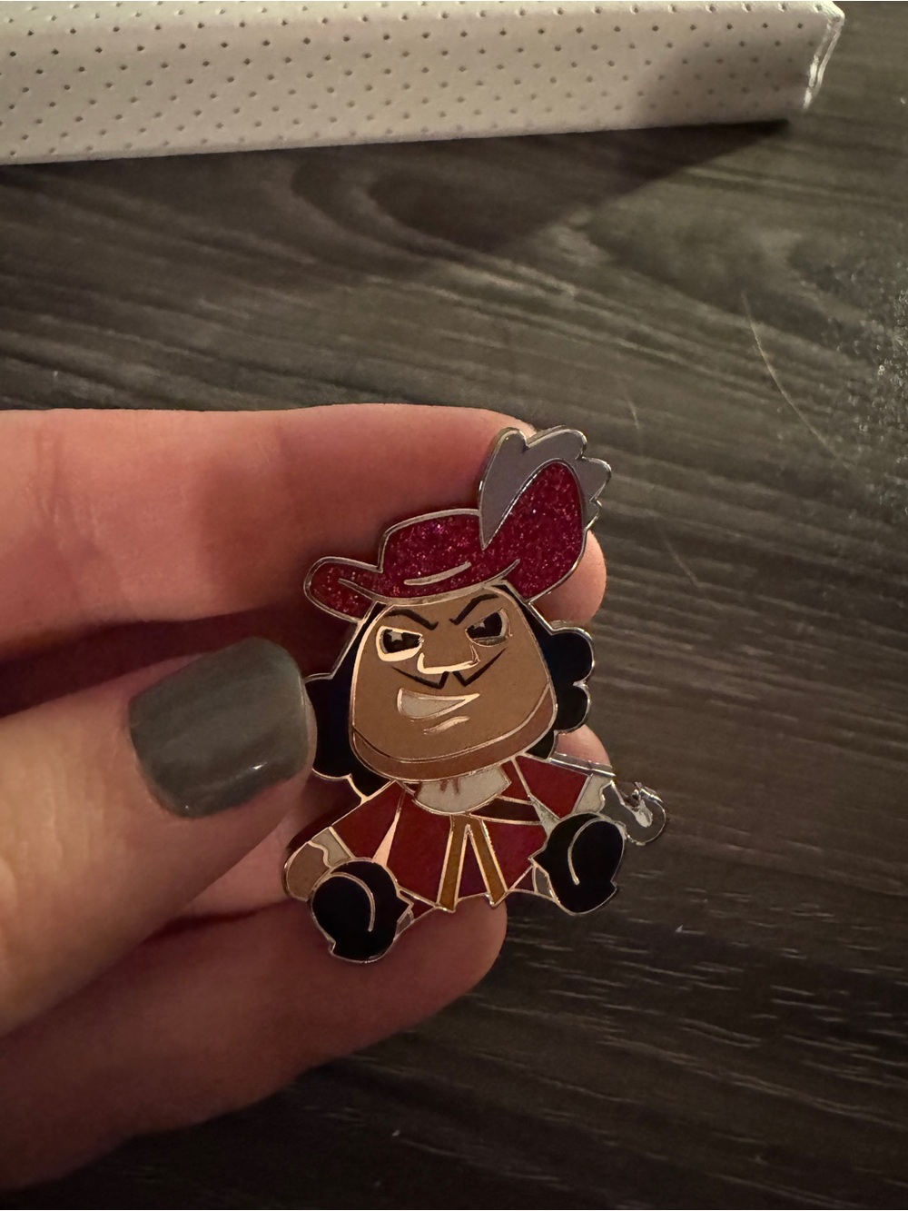 2026 Disney Parks Wishables Shimmer Mystery Pouch Pin Captain Hook ONLY